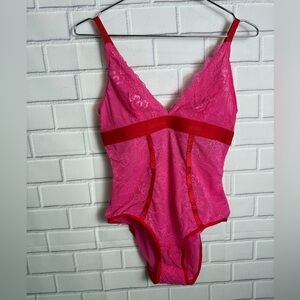 Lemonade Dolls pink Lace Bodysuit/size XS
